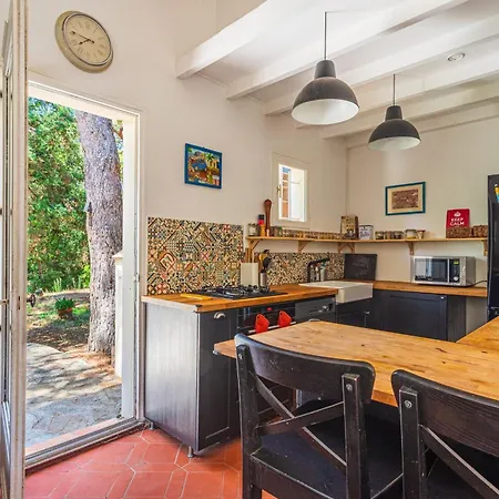 Maison Lumière Des Pins - Welkeys * Hyères