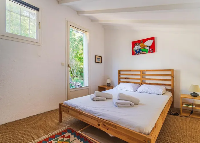 Maison Lumiere Des Pins - Welkeys * Hyères