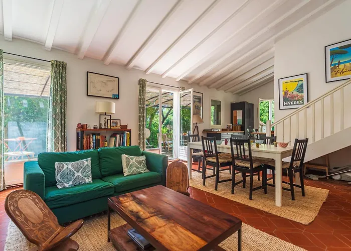 Maison Lumiere Des Pins - Welkeys *