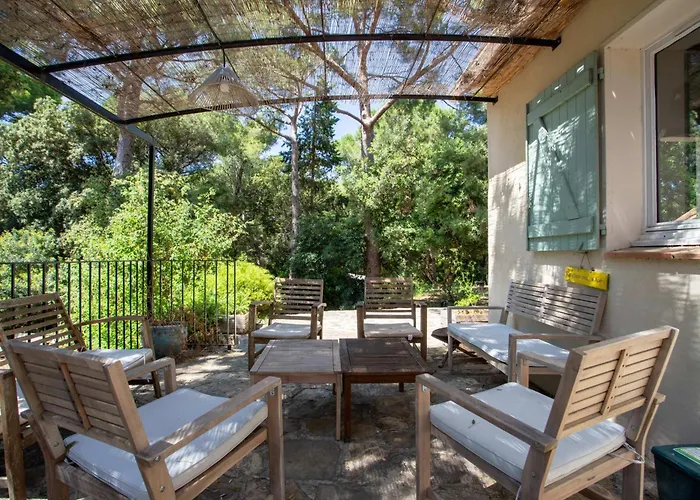 Maison Lumiere Des Pins - Welkeys * Hyères